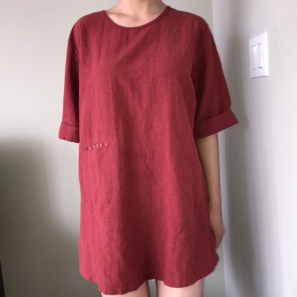 Tibetan Red Dress - Picture 1 of 4